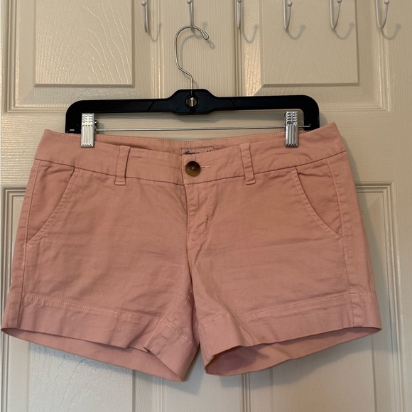 American Eagle Outfitters Light Pink Women's Shorts - Picture 1 of 7